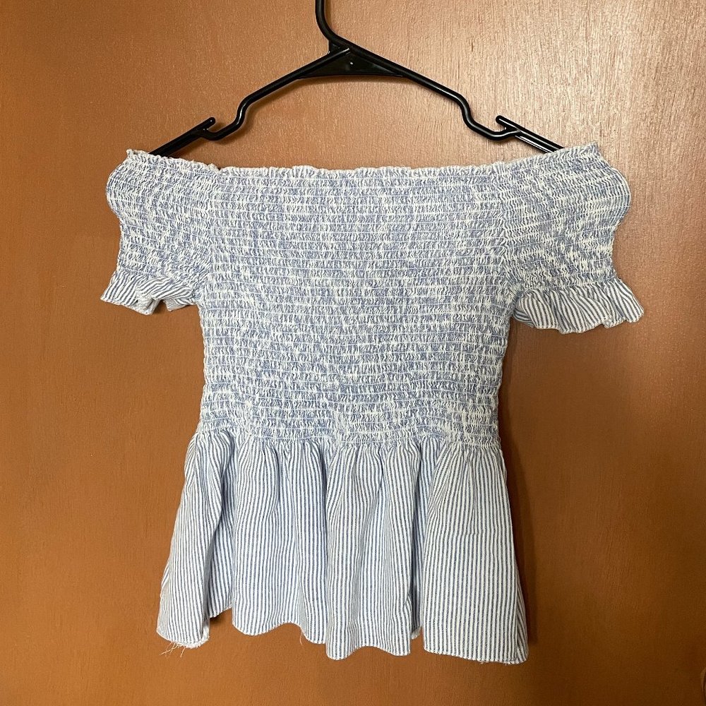 Small Blue and White Top